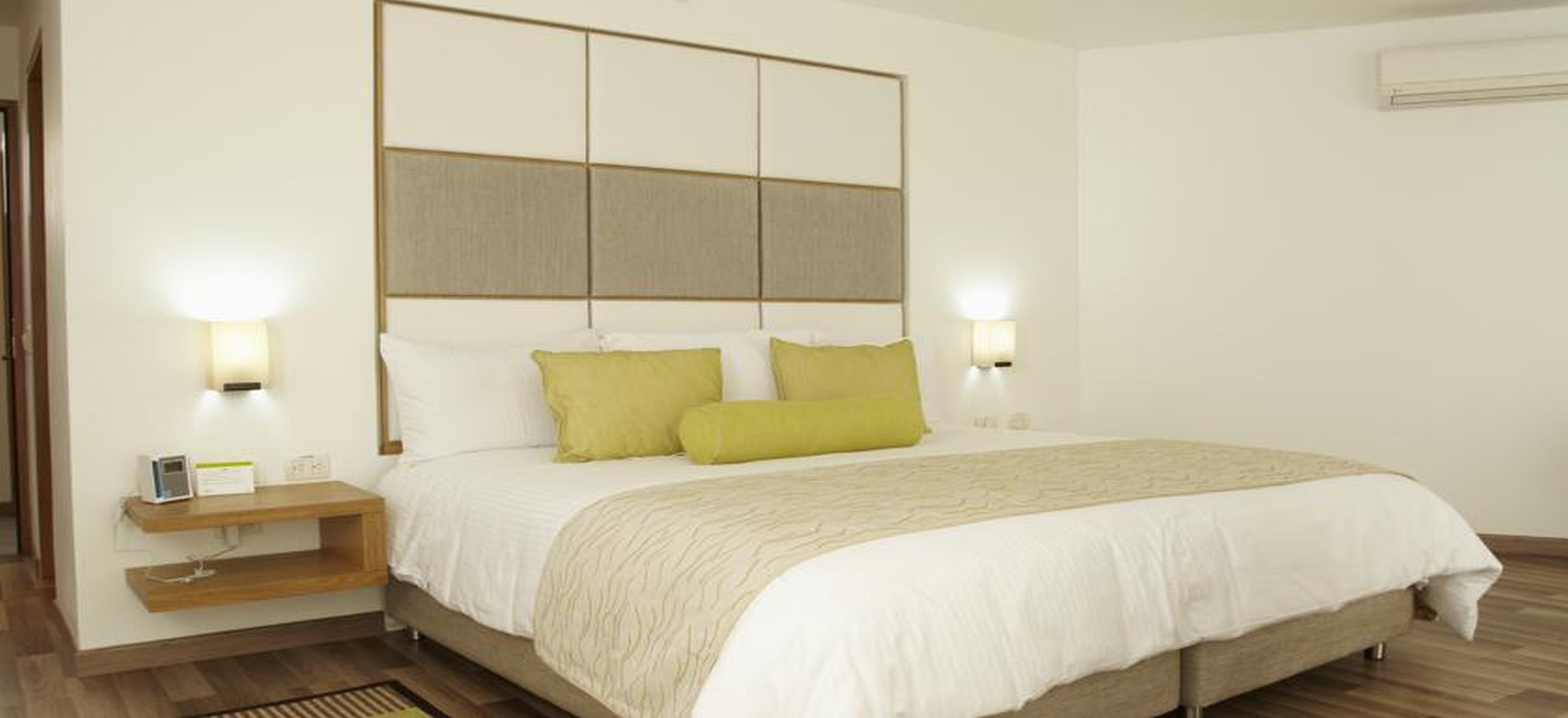 Hotel Cosmos كالي المظهر الخارجي الصورة